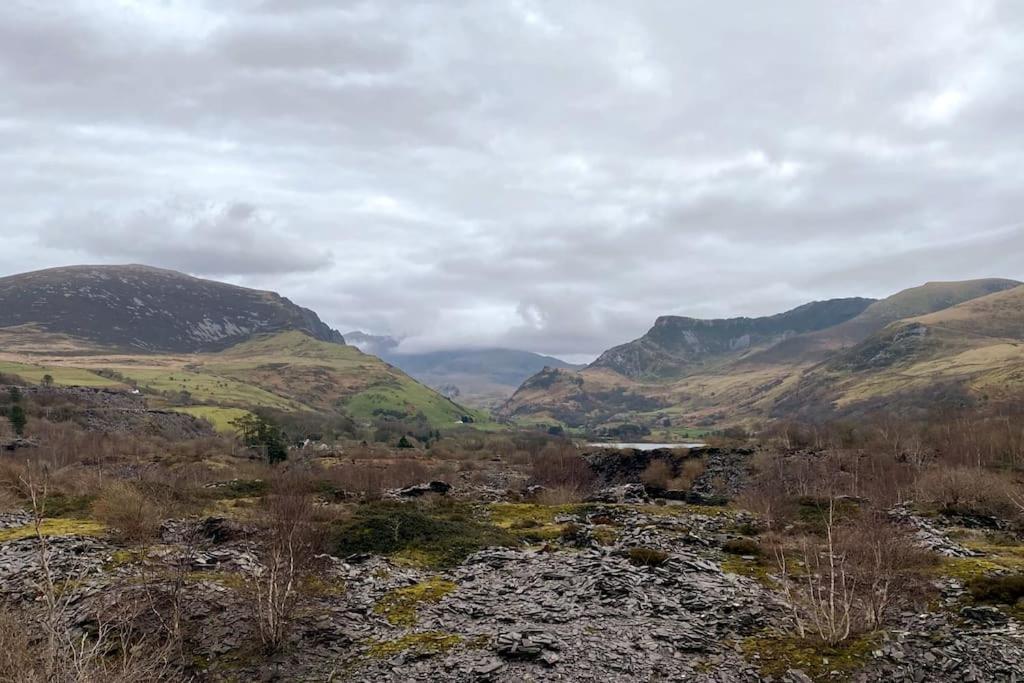 Welsh Holiday Home Sleeps 5 Close To Beaches & Mountains Nantlle Dış mekan fotoğraf
